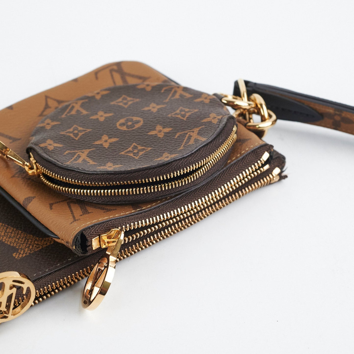 Louis Vuitton Pochette Trio Reverse Monogram