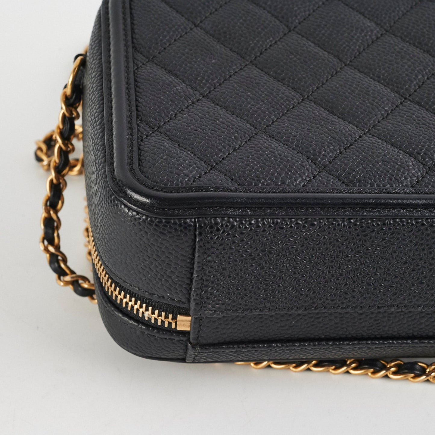 Chanel Filigree Small Caviar Vanity Black