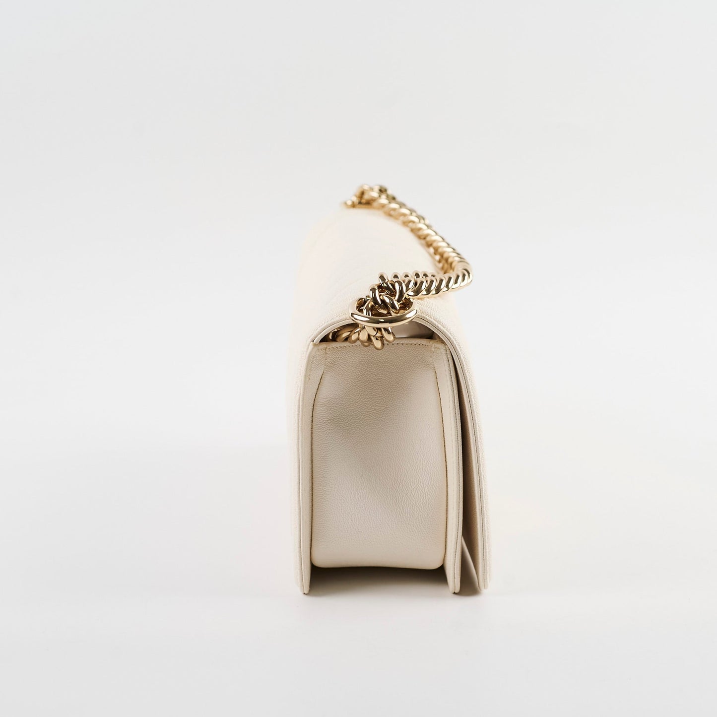 Chanel Old Medium Boy Chevron White Caviar - Series 29
