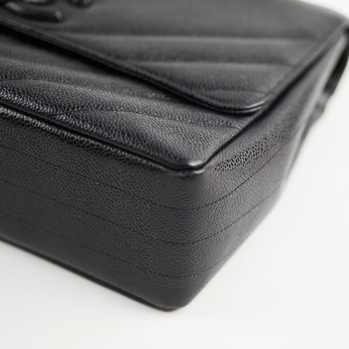 Chanel  Jumbo Single Flap Diagonal Quilted Caviar Black