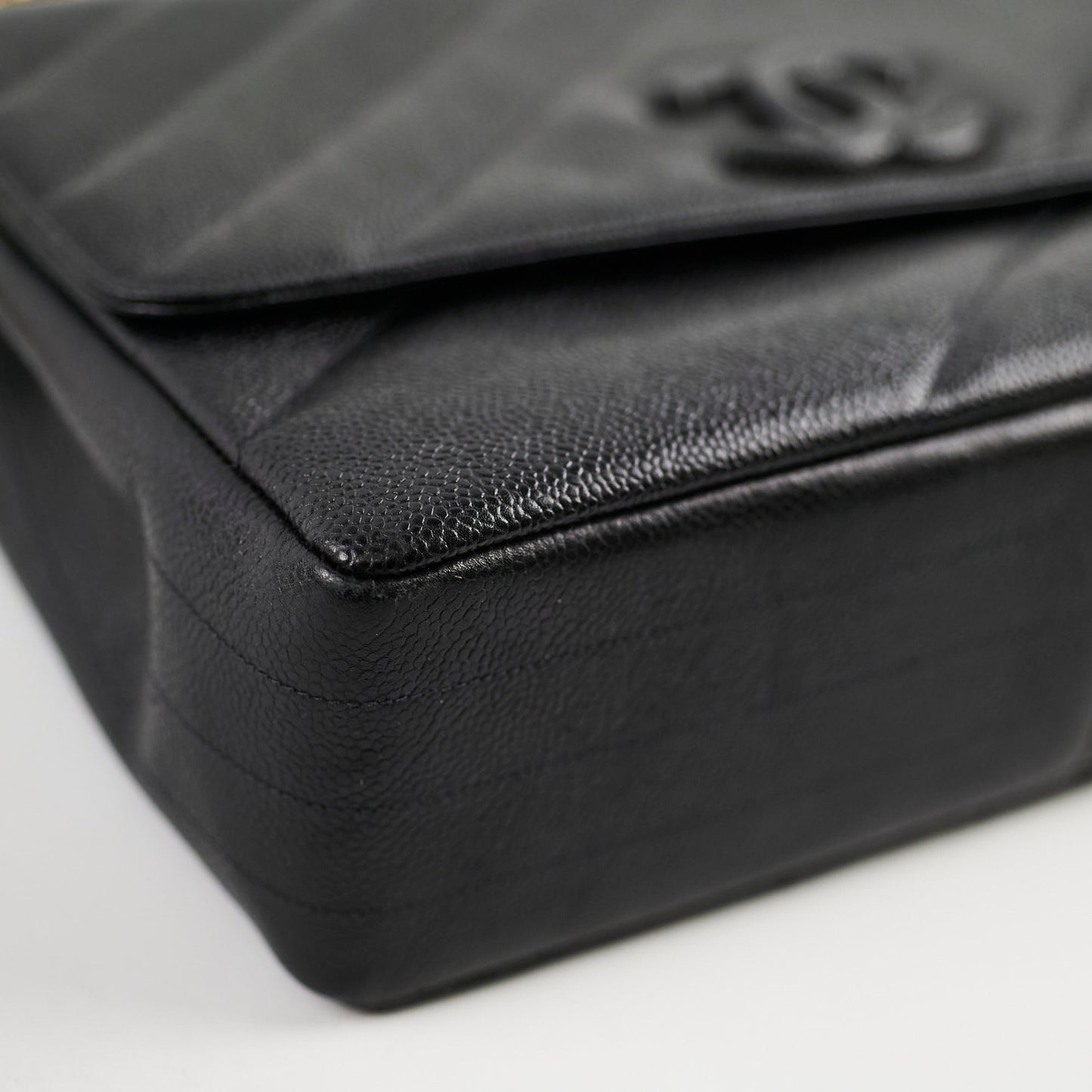 Chanel  Jumbo Single Flap Diagonal Quilted Caviar Black