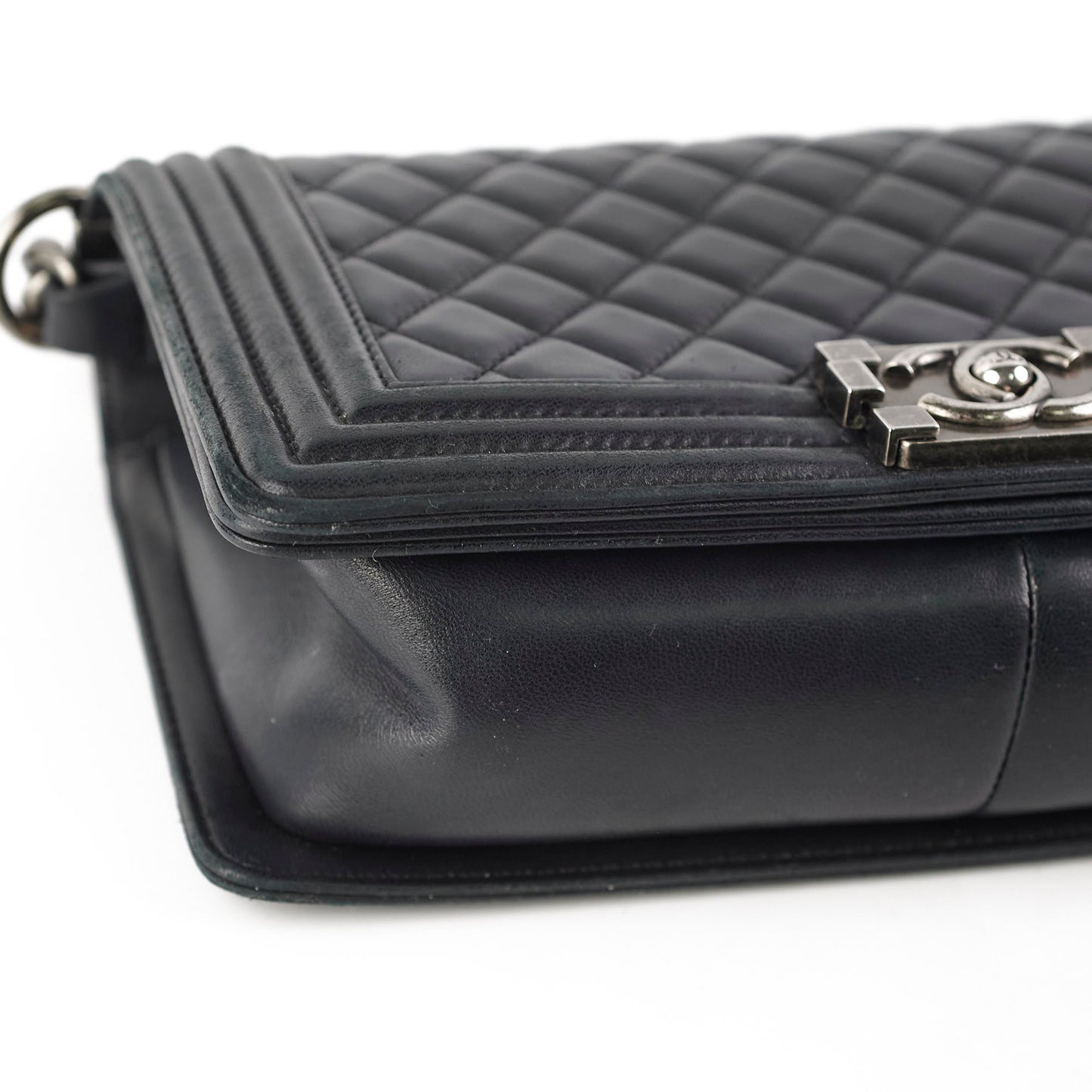 Chanel Old Medium Boy Lambskin Black