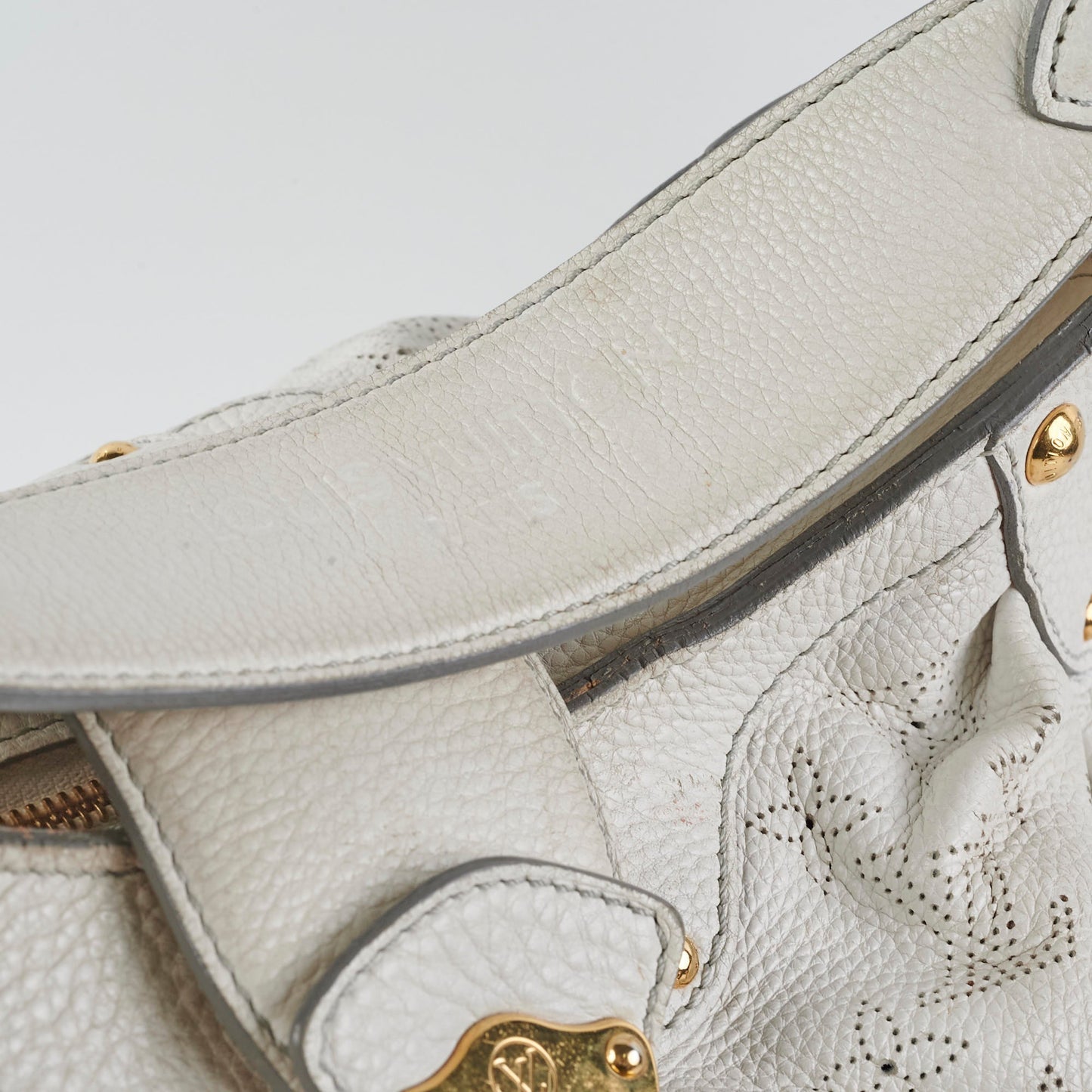 Louis Vuitton Mahina Bag White