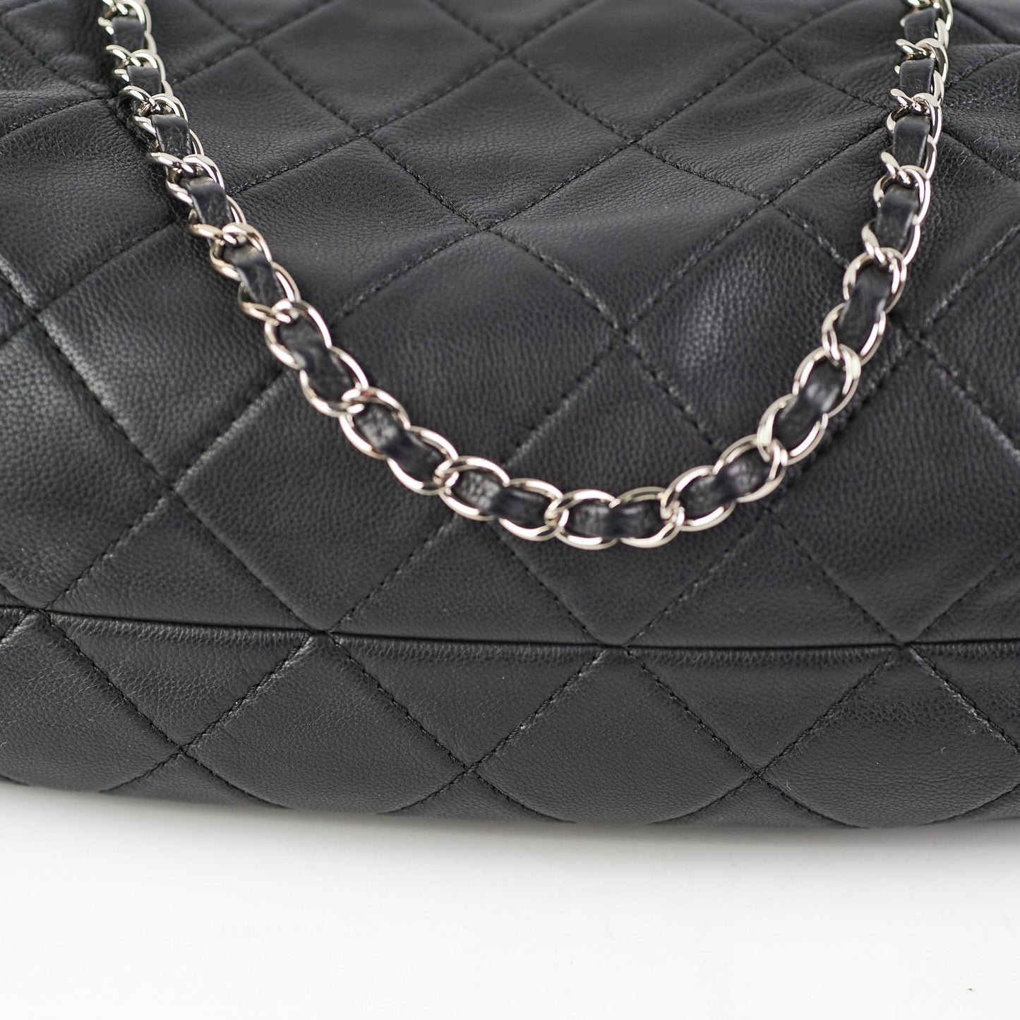 Chanel Quilted Chain Tote Tote Black