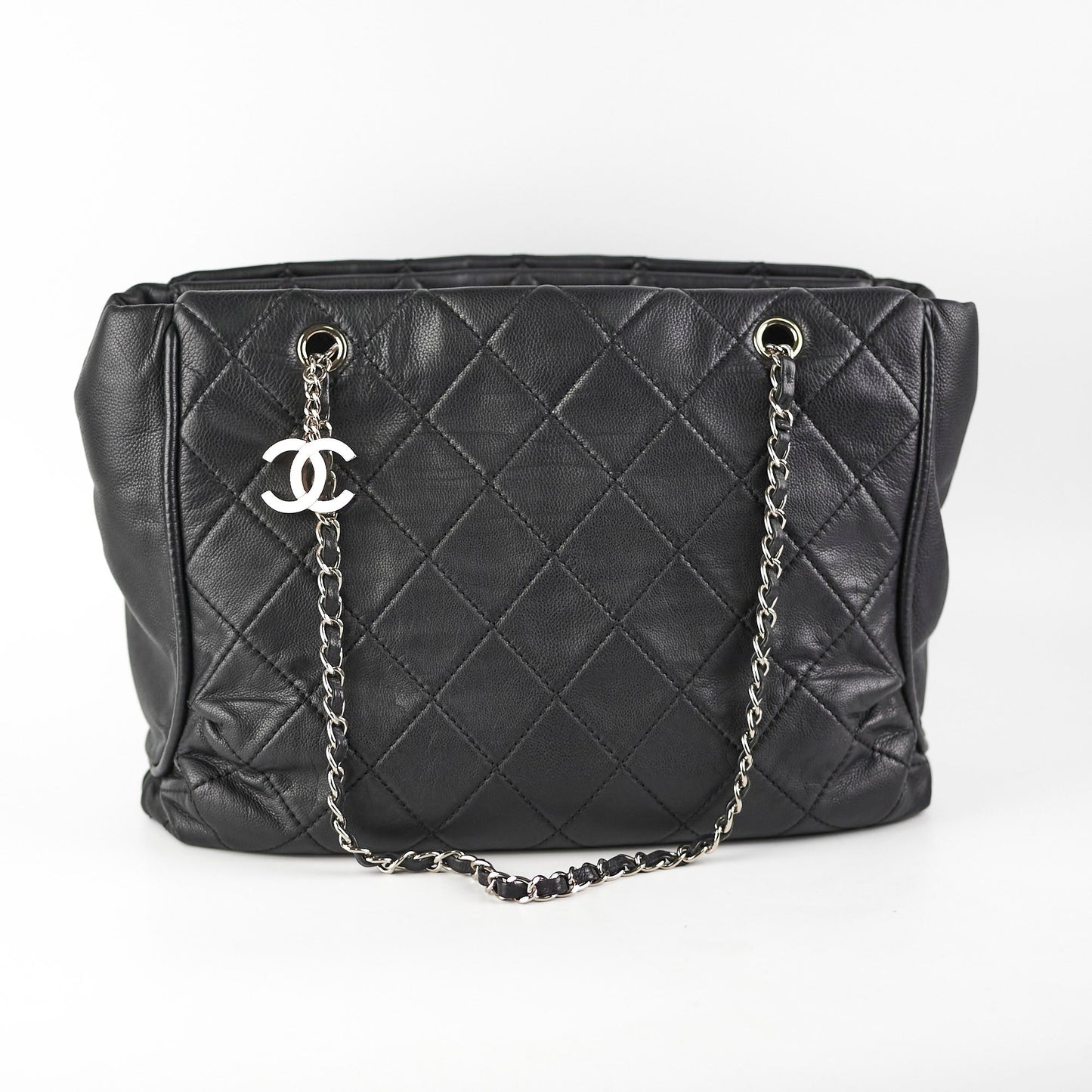 Chanel Quilted Chain Tote Tote Black