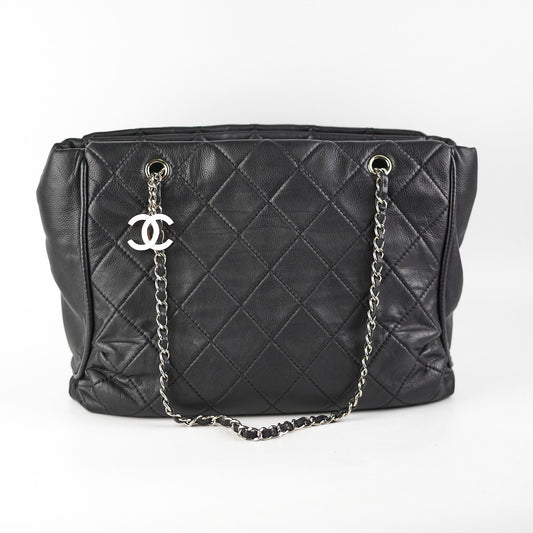 Chanel Quilted Chain Tote Tote Black