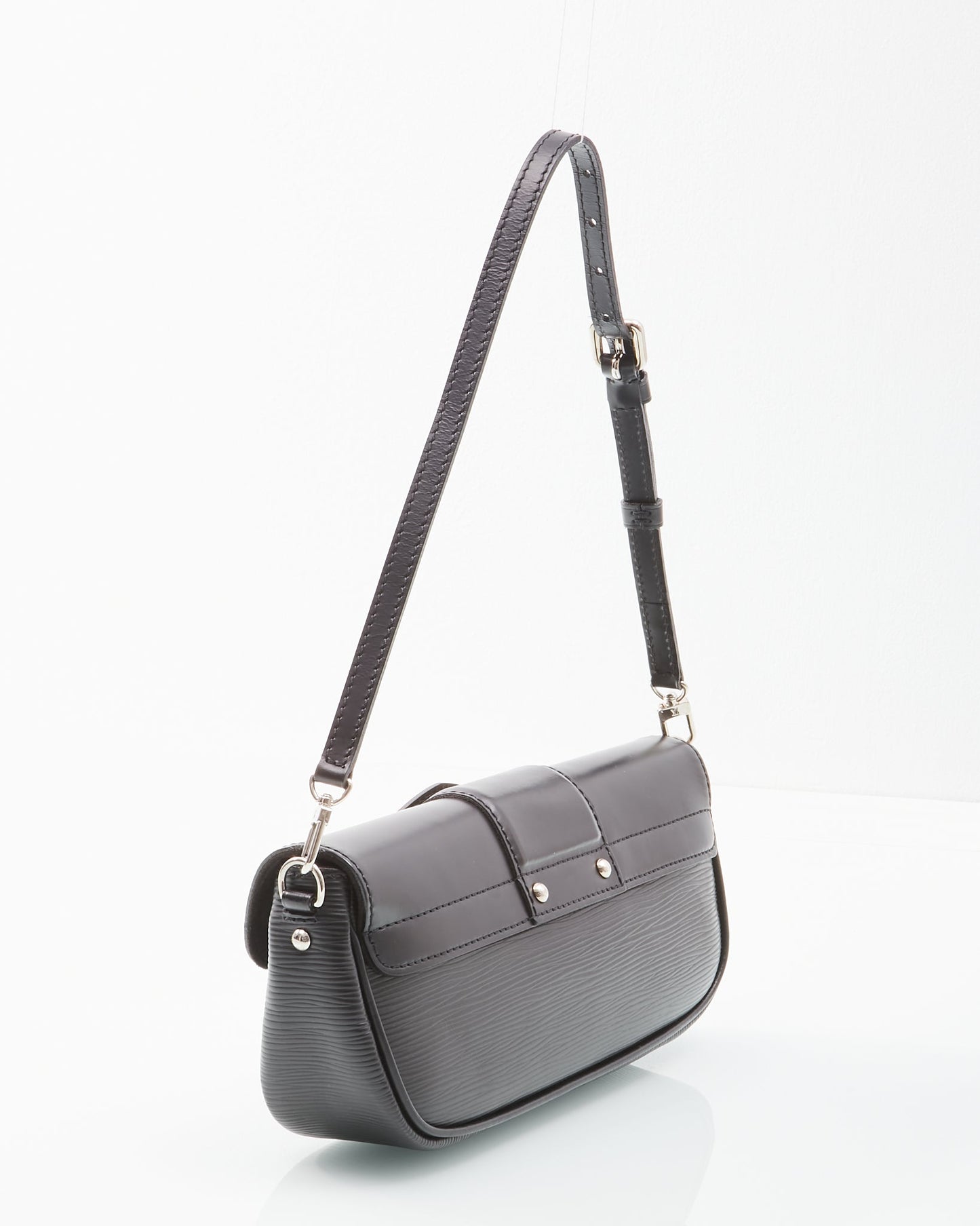 Louis Vuitton Black Epi Leather Pochette Montaigne Shoulder Bag