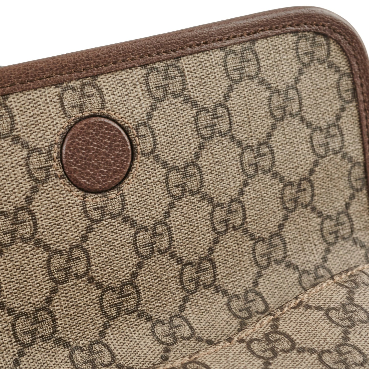 Gucci Neo   Supreme Messenger Bag