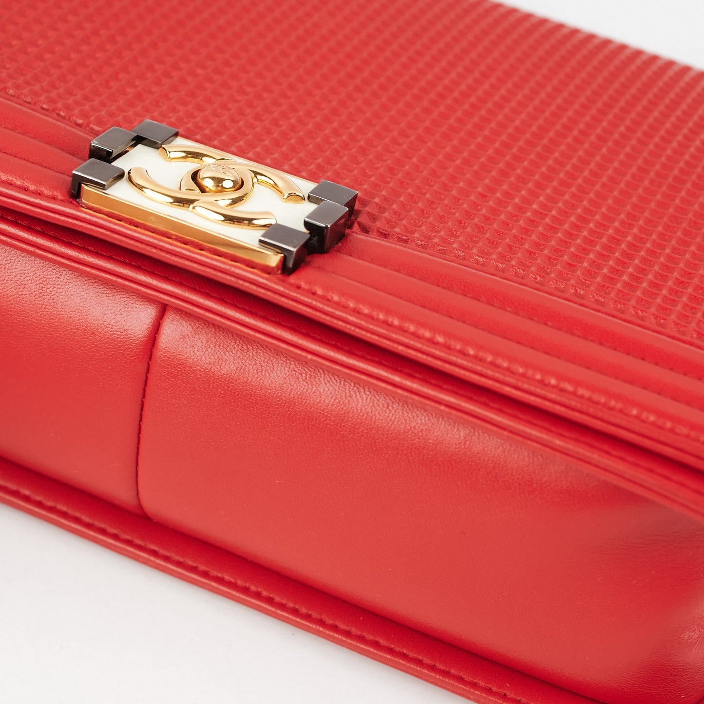 Deal of the Week - Chanel New Medium Boy Red