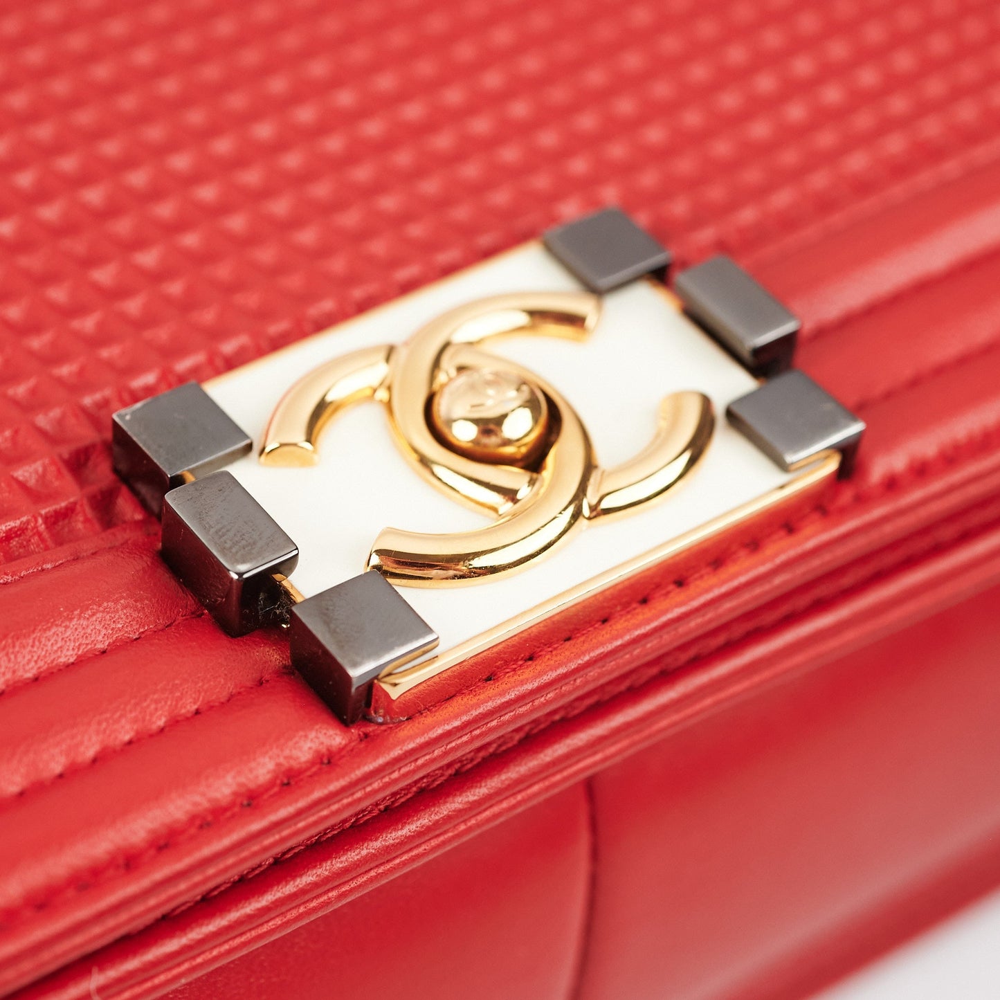Deal of the Week - Chanel New Medium Boy Red