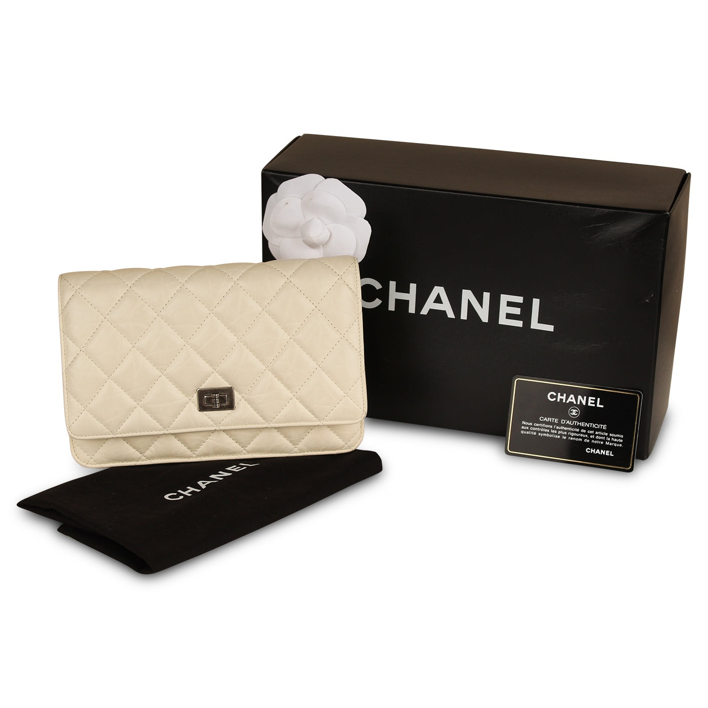 Chanel Re-issue Wallet on Chain