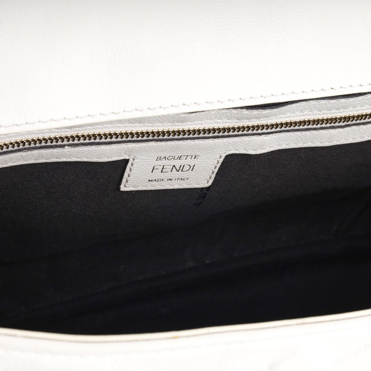 Fendi Baguette Shoulder Bag - Ewore Bags