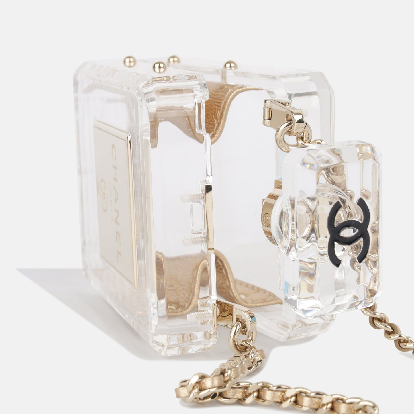 Chanel Métiers dArt Trunk