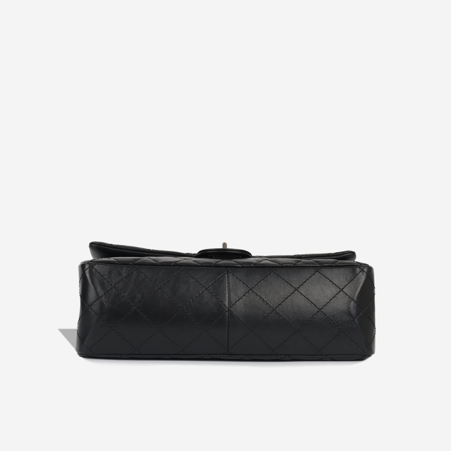 Chanel 2.55 Reissue 226