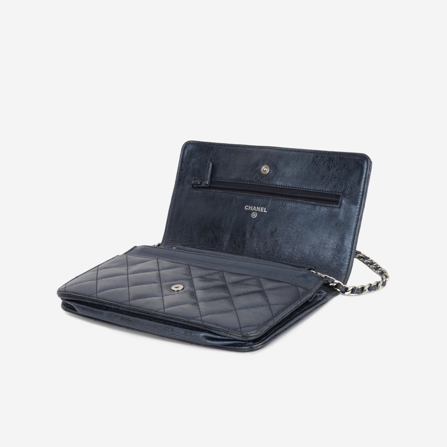 Chanel Re-issue Wallet on Chain