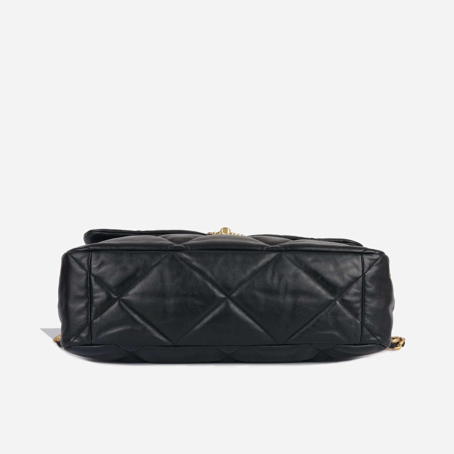 Chanel Maxi 19 Flap