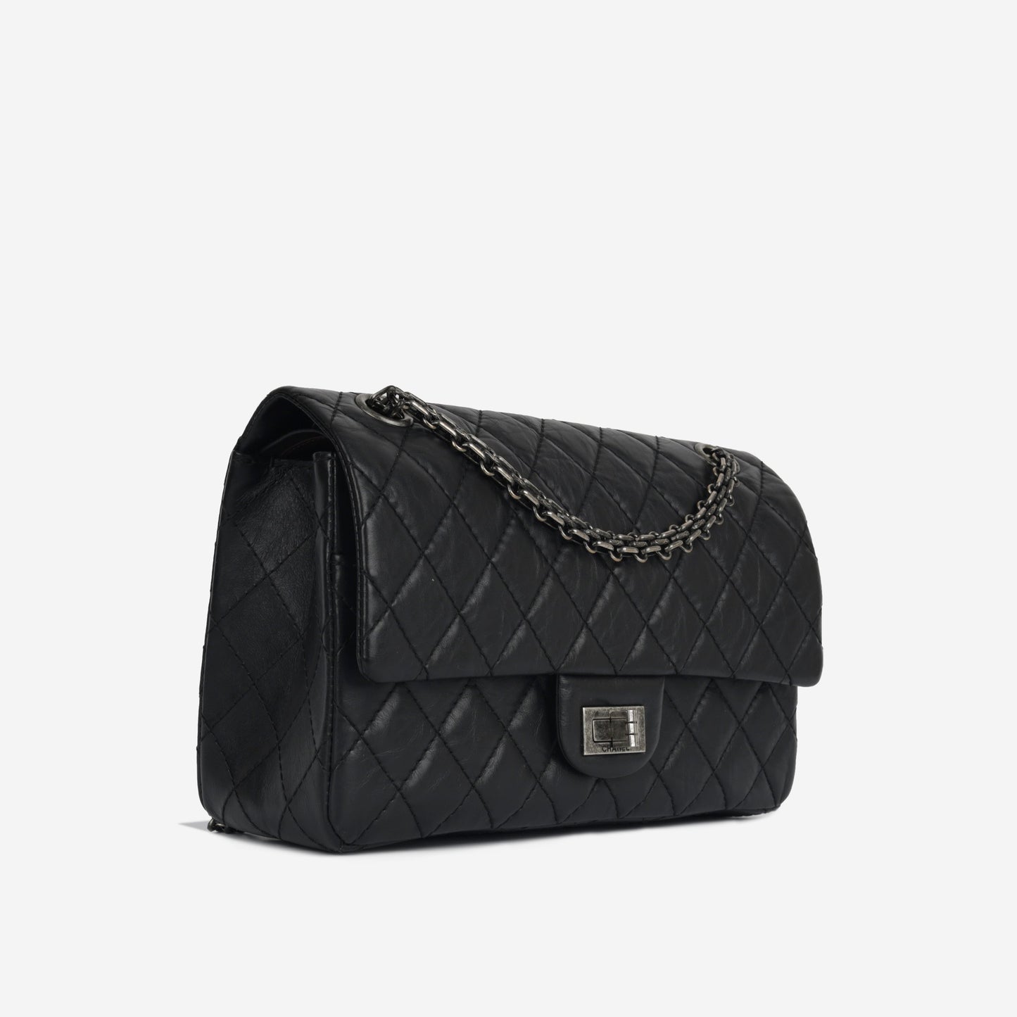 Chanel 2.55 Reissue - 225