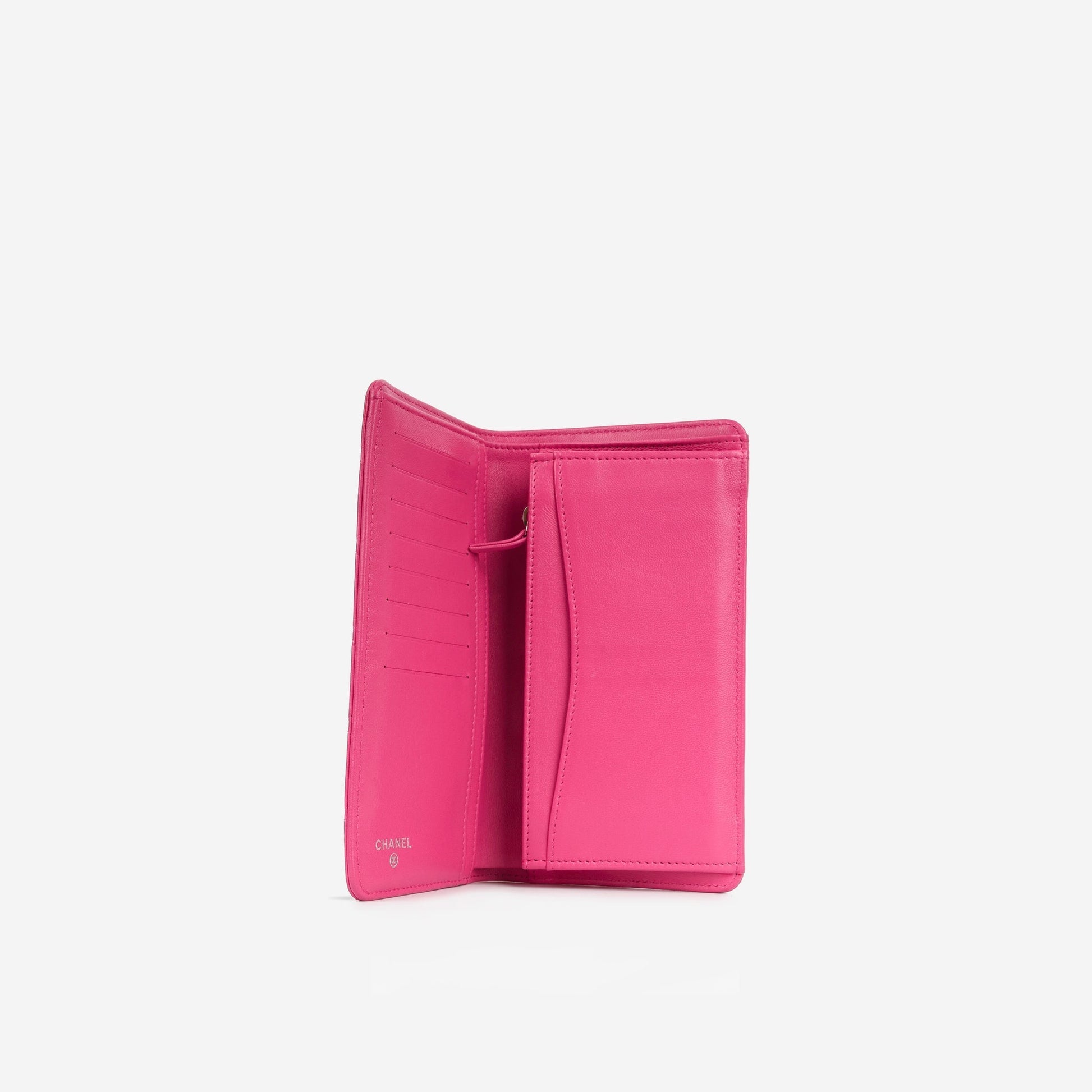 Chanel Handbag - EworeBags