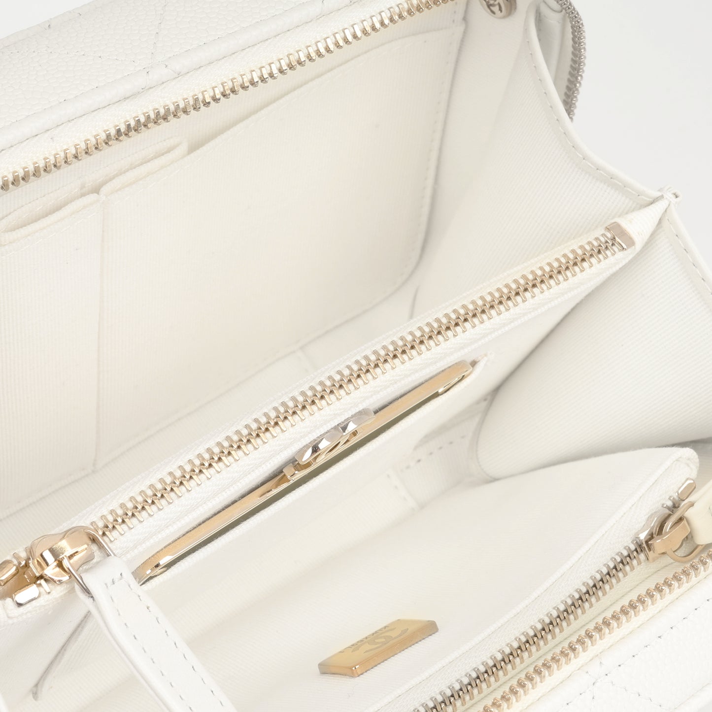 Chanel Handbag - EworeBags