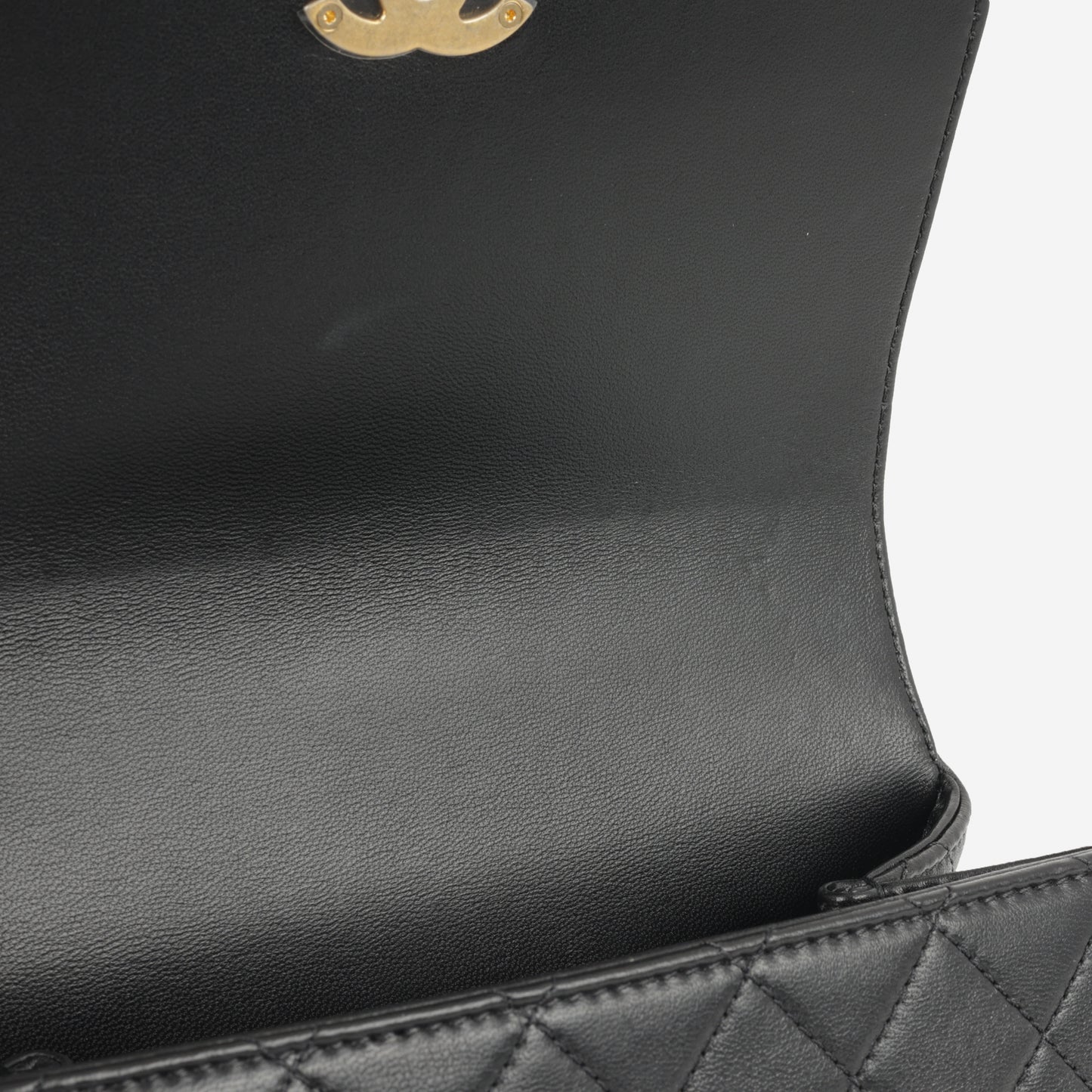 Chanel Shoulder Bag - EworeBags