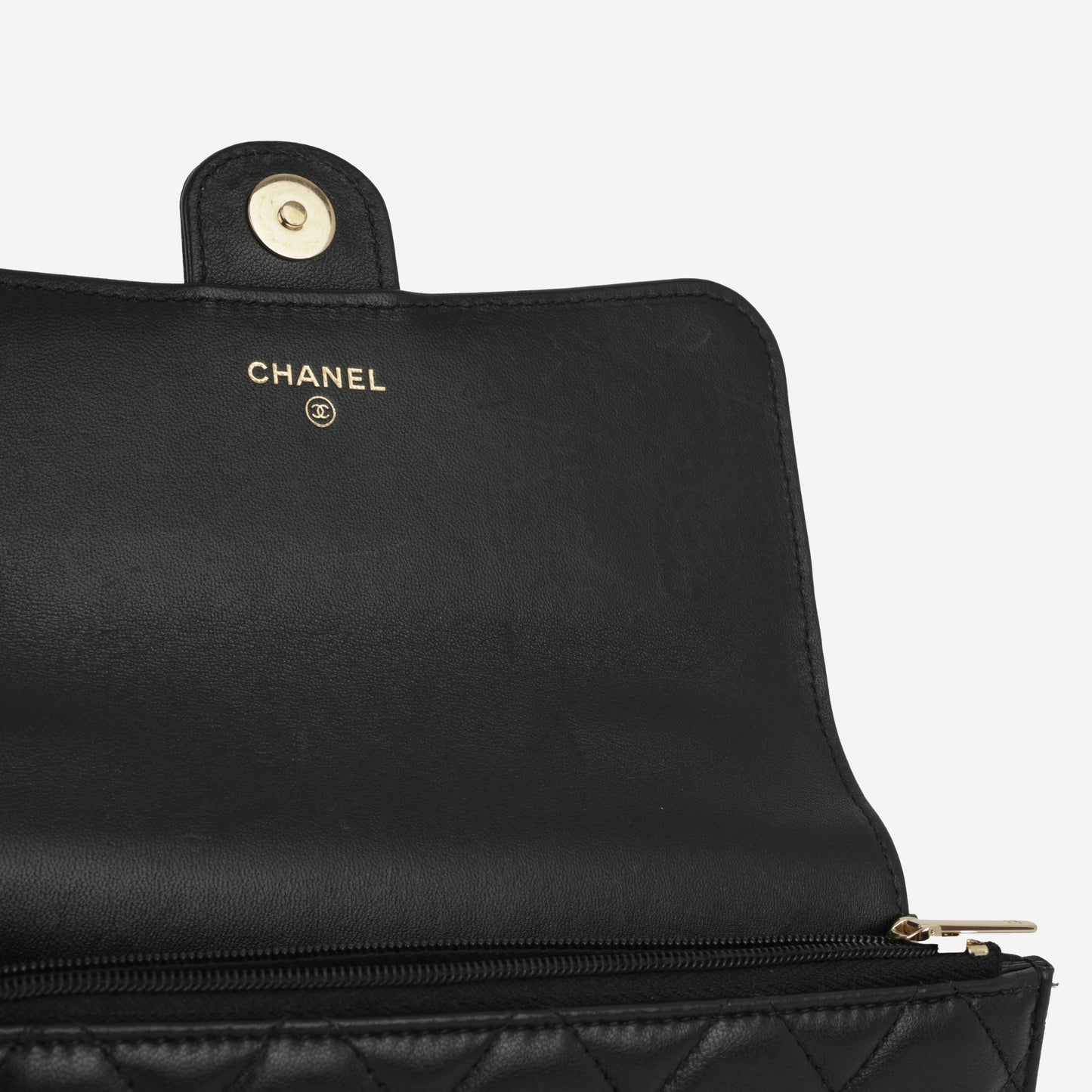 Chanel Handbag - EworeBags