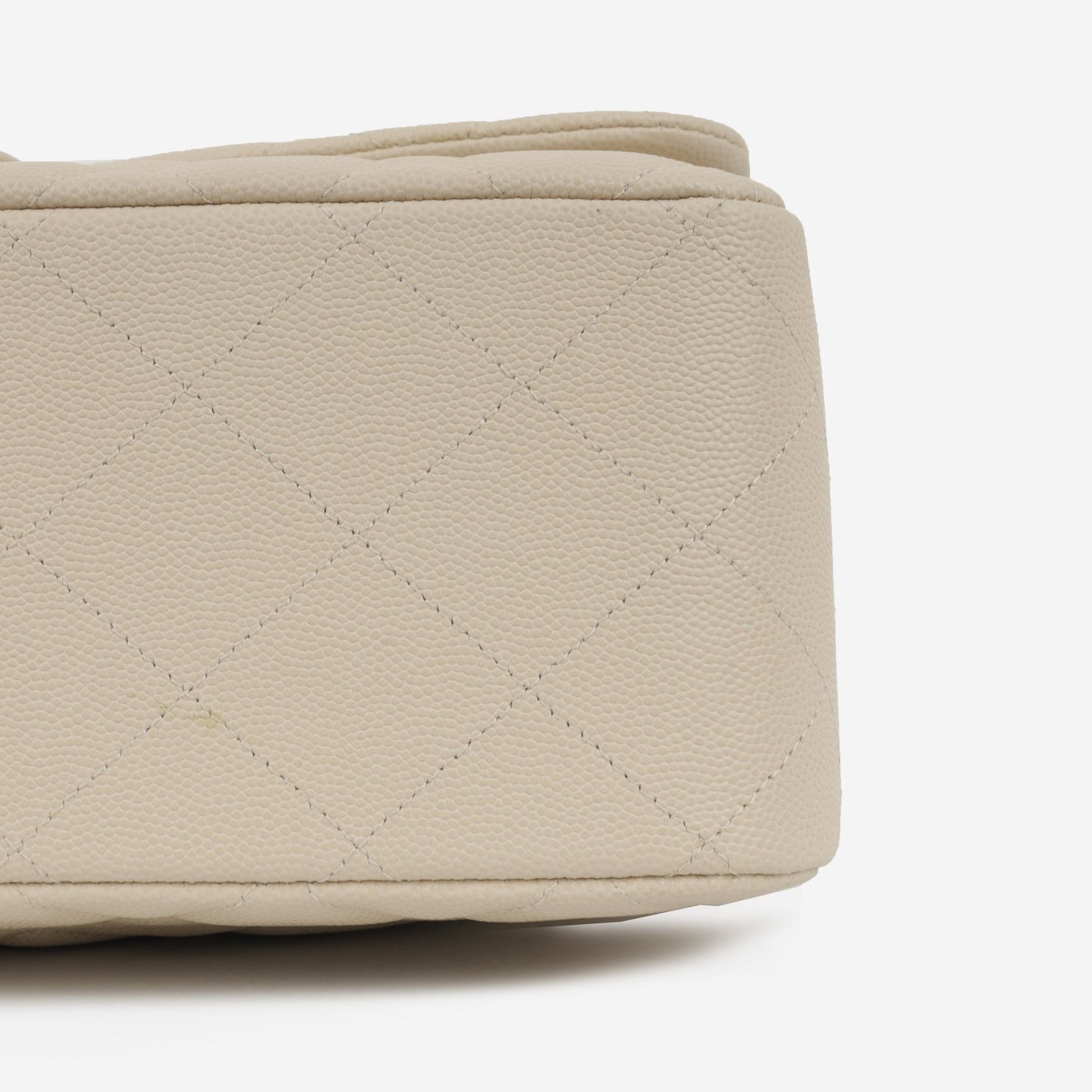 Chanel Classic Jumbo Double Flap - Ecru Caviar | Champagne Gold Hardware