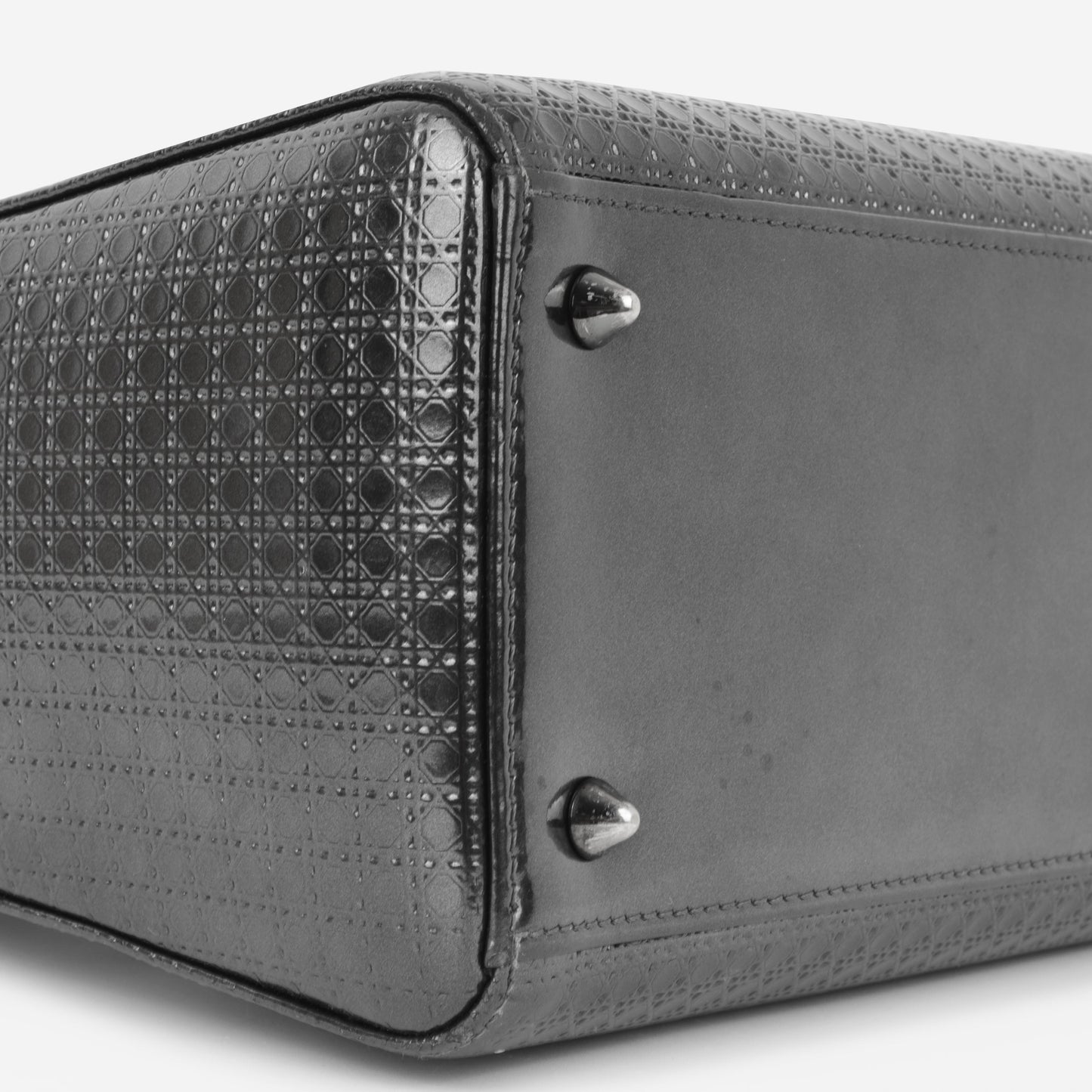 Dior Medium Lady Dior - Dark Grey Metallic Microcannage | Ruthenium Hardware