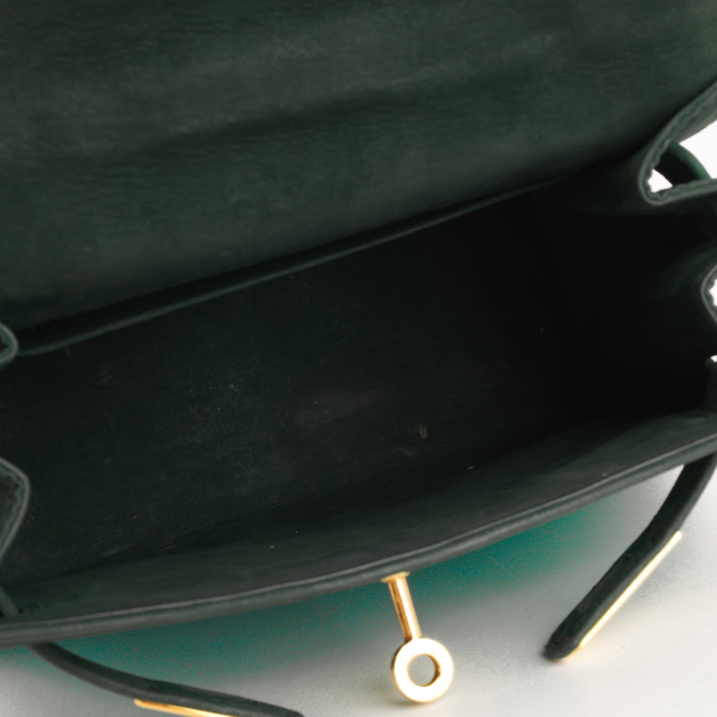 Hermès Vintage Kelly 20 - Malachite Satin/Vert Fonce Veau Velours | Gold Hardware