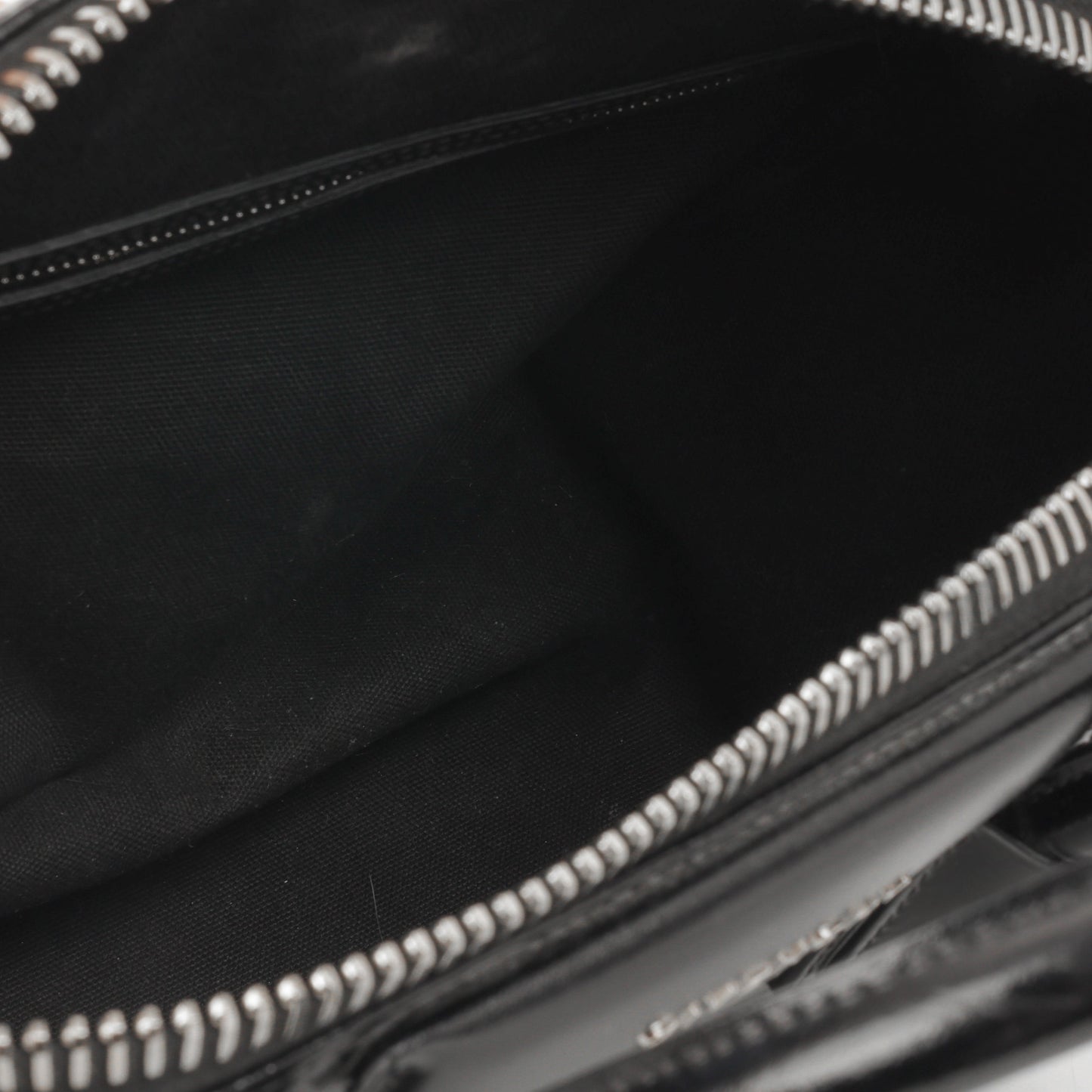 Givenchy Givenchy Medium Antigona - Black Calfskin | Silver Hardware