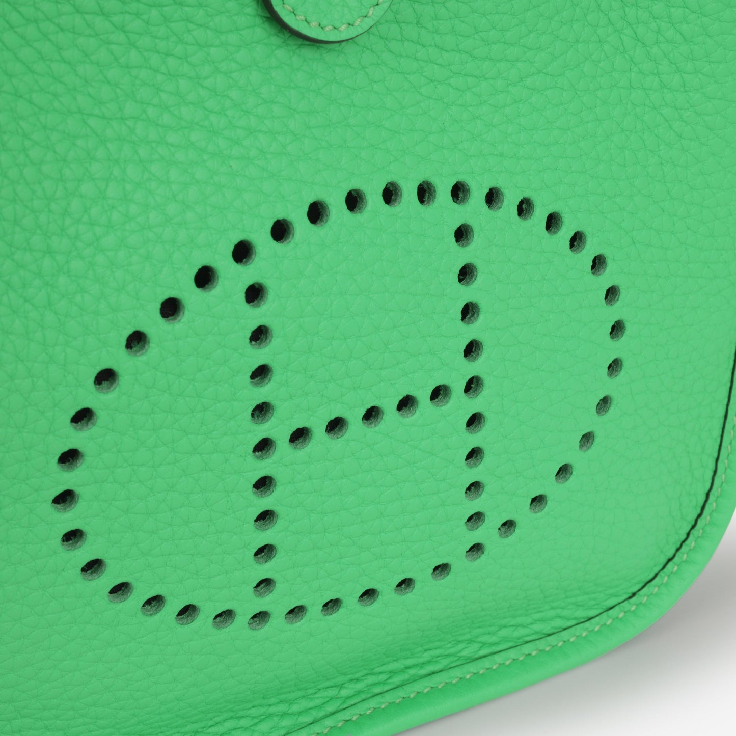 Hermès Evelyne TPM - Vert Comics Clemence / Vert Fizz-Vert Comics Strap | Palladium Hardware (NWT)