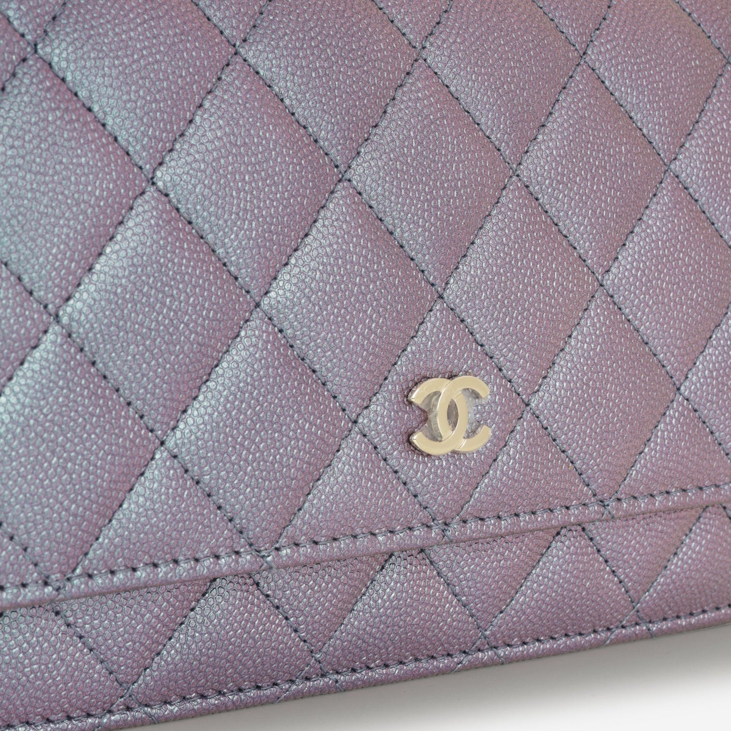 Chanel Classic Wallet on Chain - Iridescent Purple Caviar | Champagne Gold Hardware