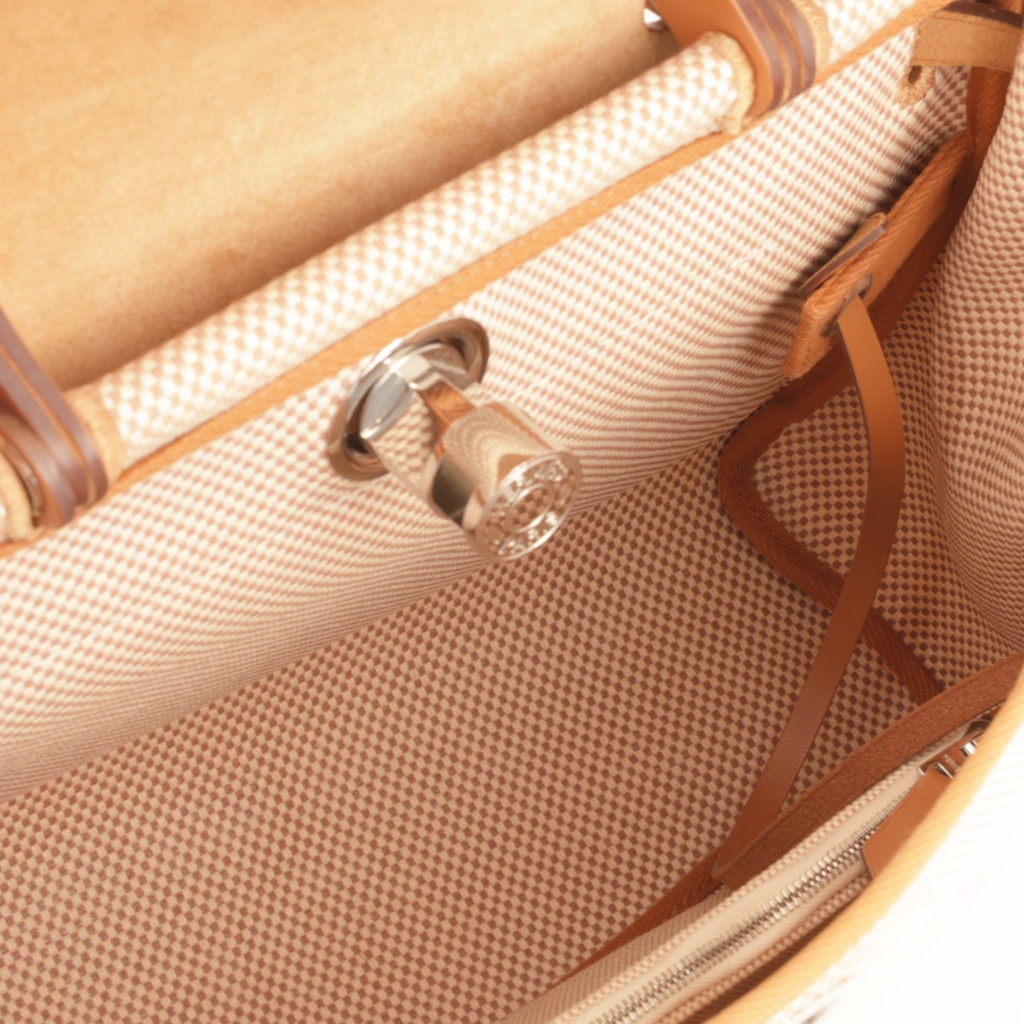 Hermès Herbag 31 - Ecru Viking Criss Toile Canvas / Naturel Sable Hunter | Palladium Hardware