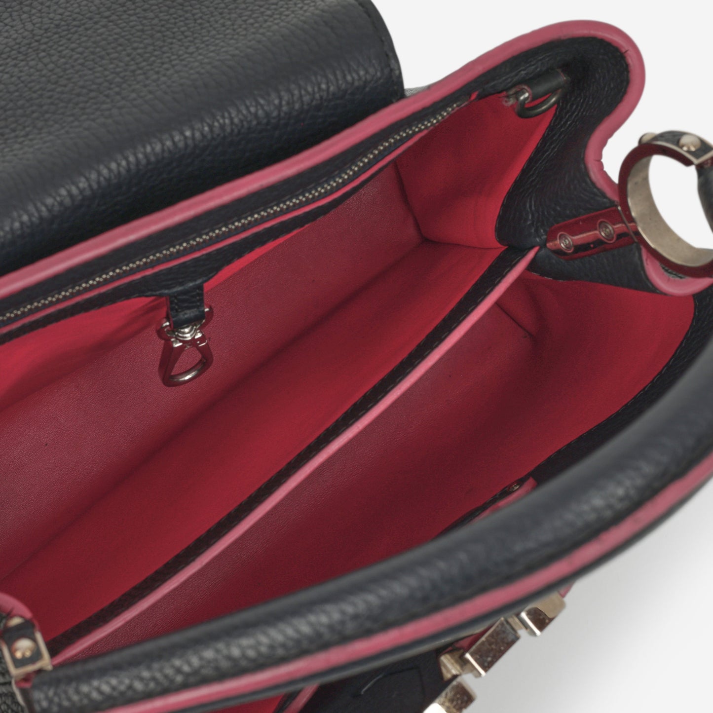 Louis Vuitton Capucines MM - Black Taurillon / Pink Trim | Silver Hardware