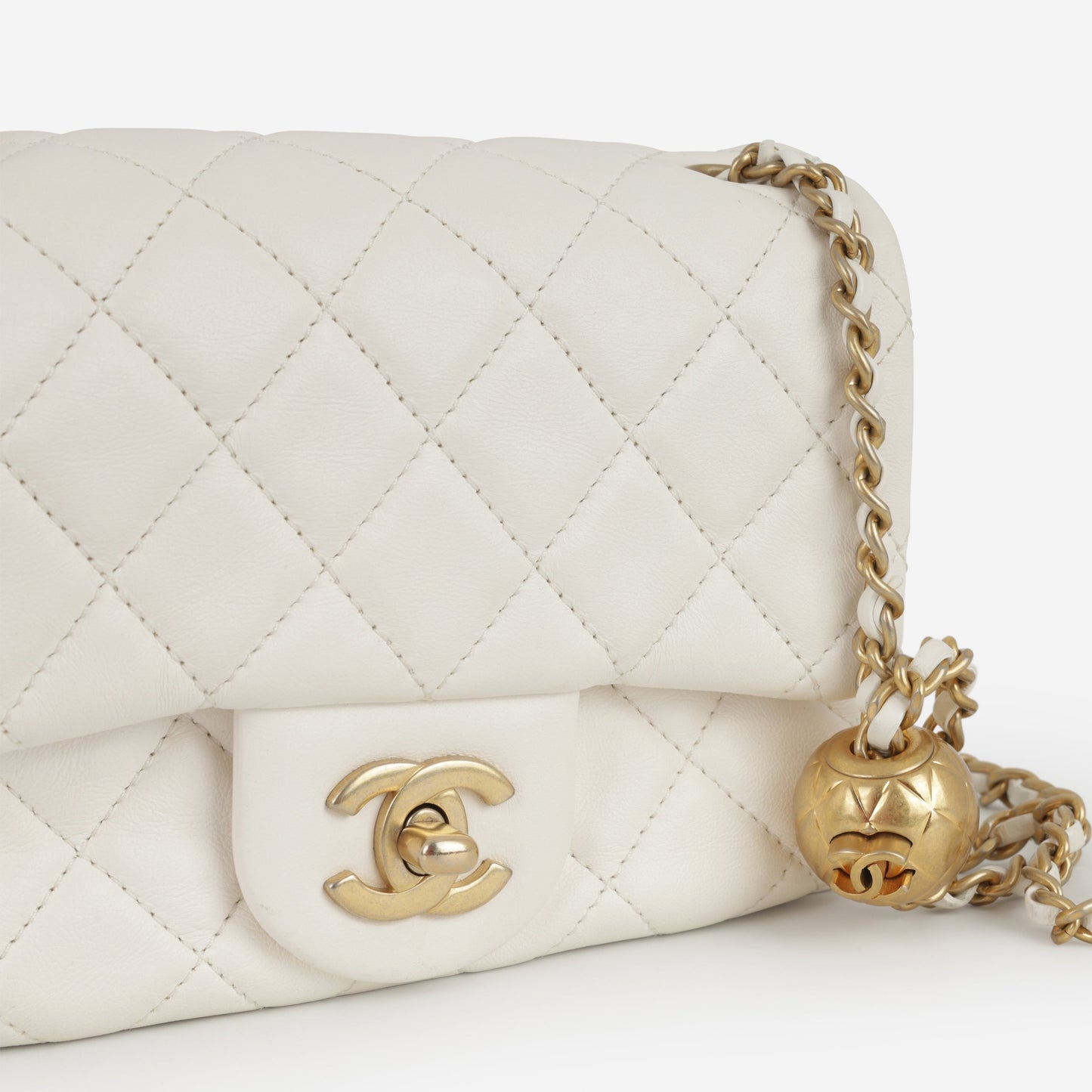 Chanel Mini Flap Square Pearl Crush - White Lambskin | Gold Hardware