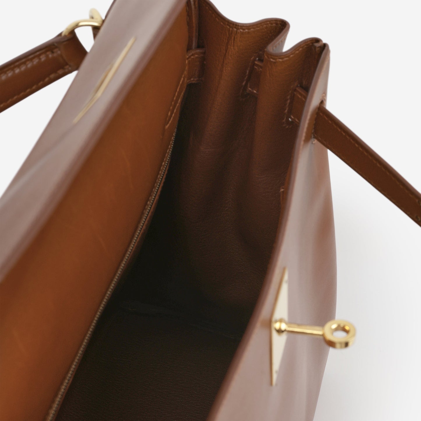 Hermès Vintage Kelly 32 Retourne - Noisette Box Calf | Gold Hardware