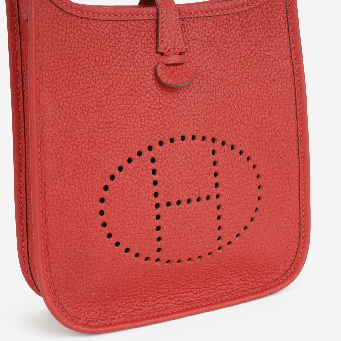 Hermès Mini Evelyne 16 - Vermillion / Rouge Vif Clemence | Gold Hardware