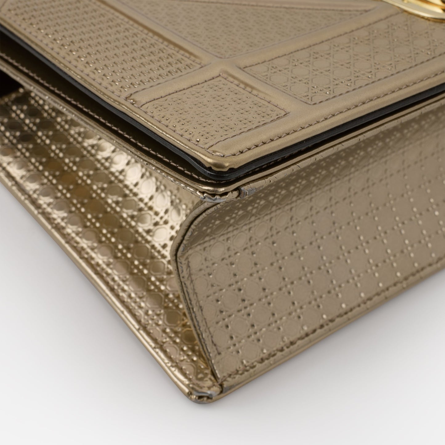 Dior Medium Diorama - Gold Metallic Micro Cannage | Champagne Gold Hardware