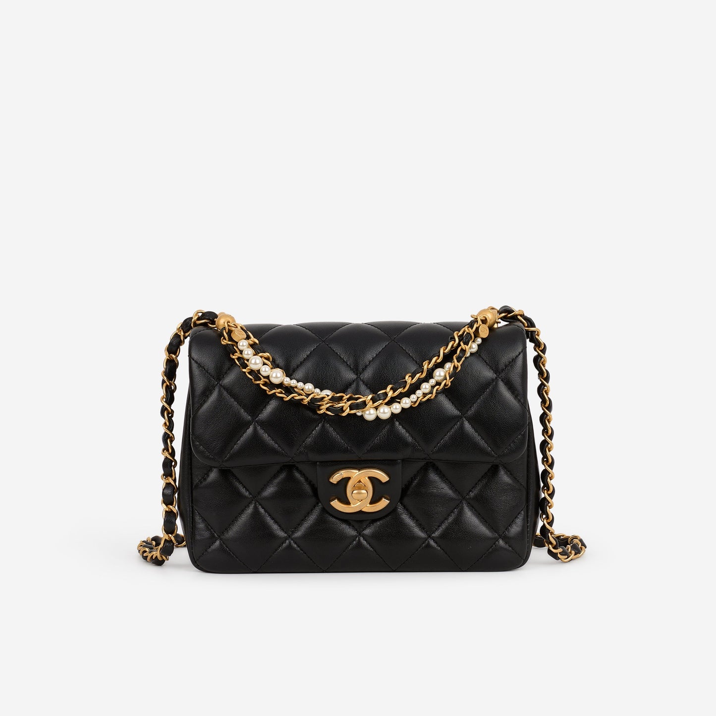 Chanel 24P Pearl Twist Flap - Black Lambskin | Gold Hardware