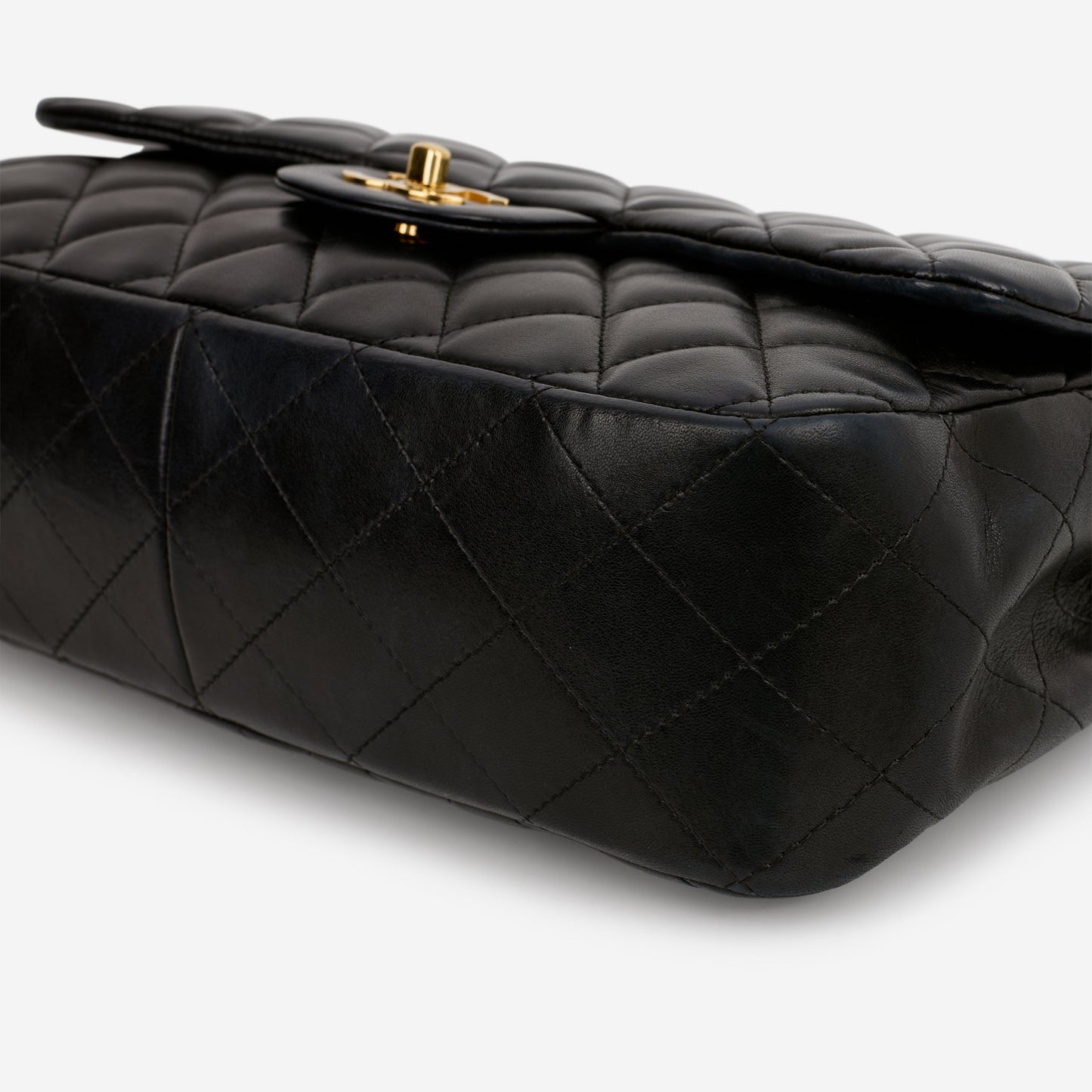 Chanel Single Flap Jumbo - Black Lambskin | Gold Hardware