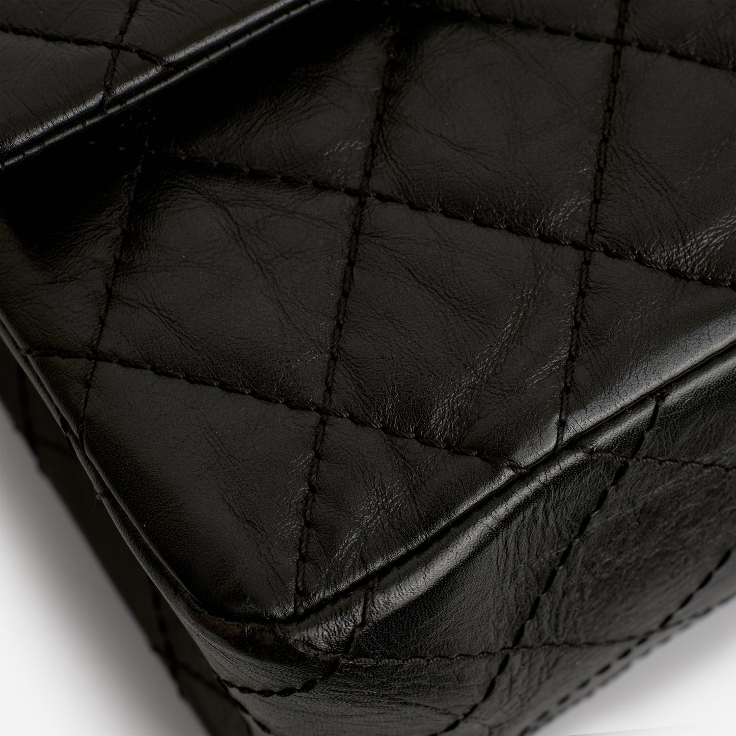 Chanel 2.55 Reissue 226 - Black Crumpled Calfskin | Ruthenium Hardware