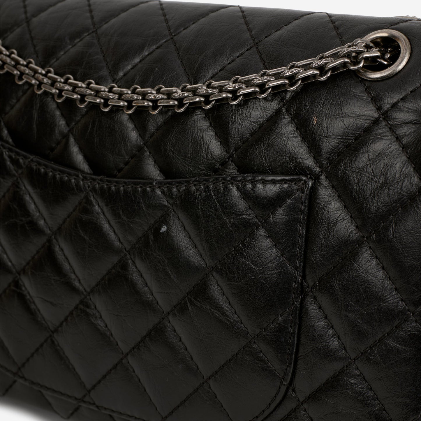 Chanel 2.55 Reissue 226 - Black Crumpled Calfskin | Ruthenium Hardware