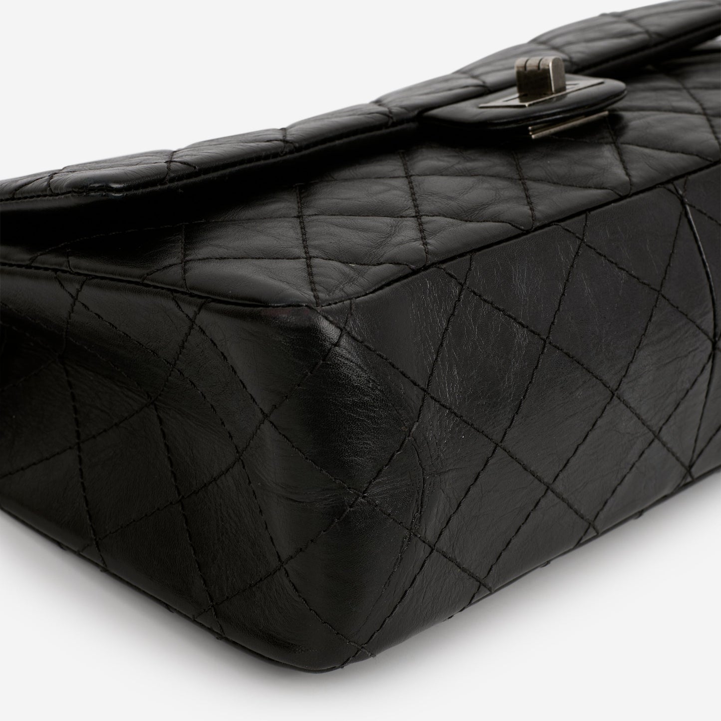 Chanel 2.55 Reissue 226 - Black Crumpled Calfskin | Ruthenium Hardware