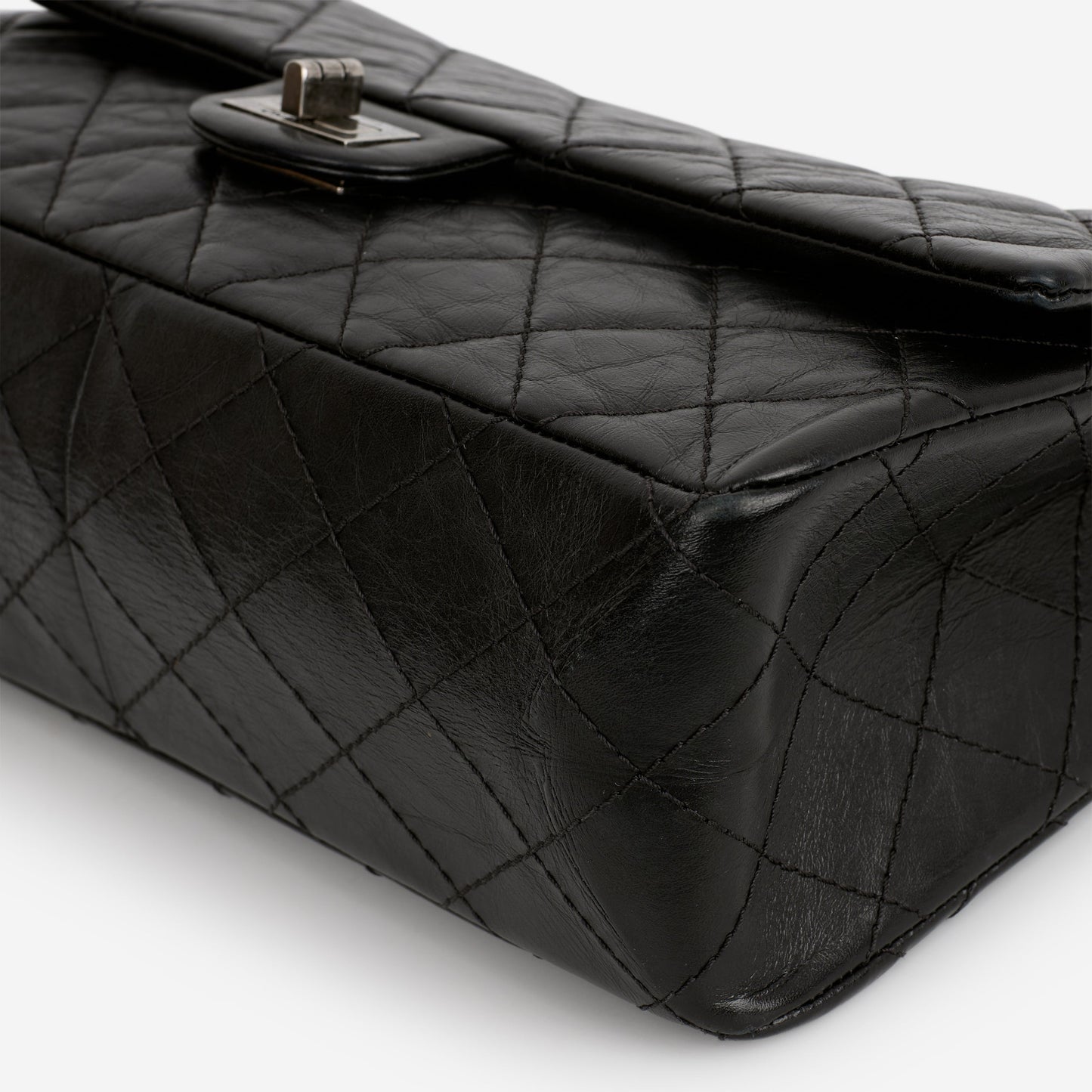 Chanel 2.55 Reissue 226 - Black Crumpled Calfskin | Ruthenium Hardware