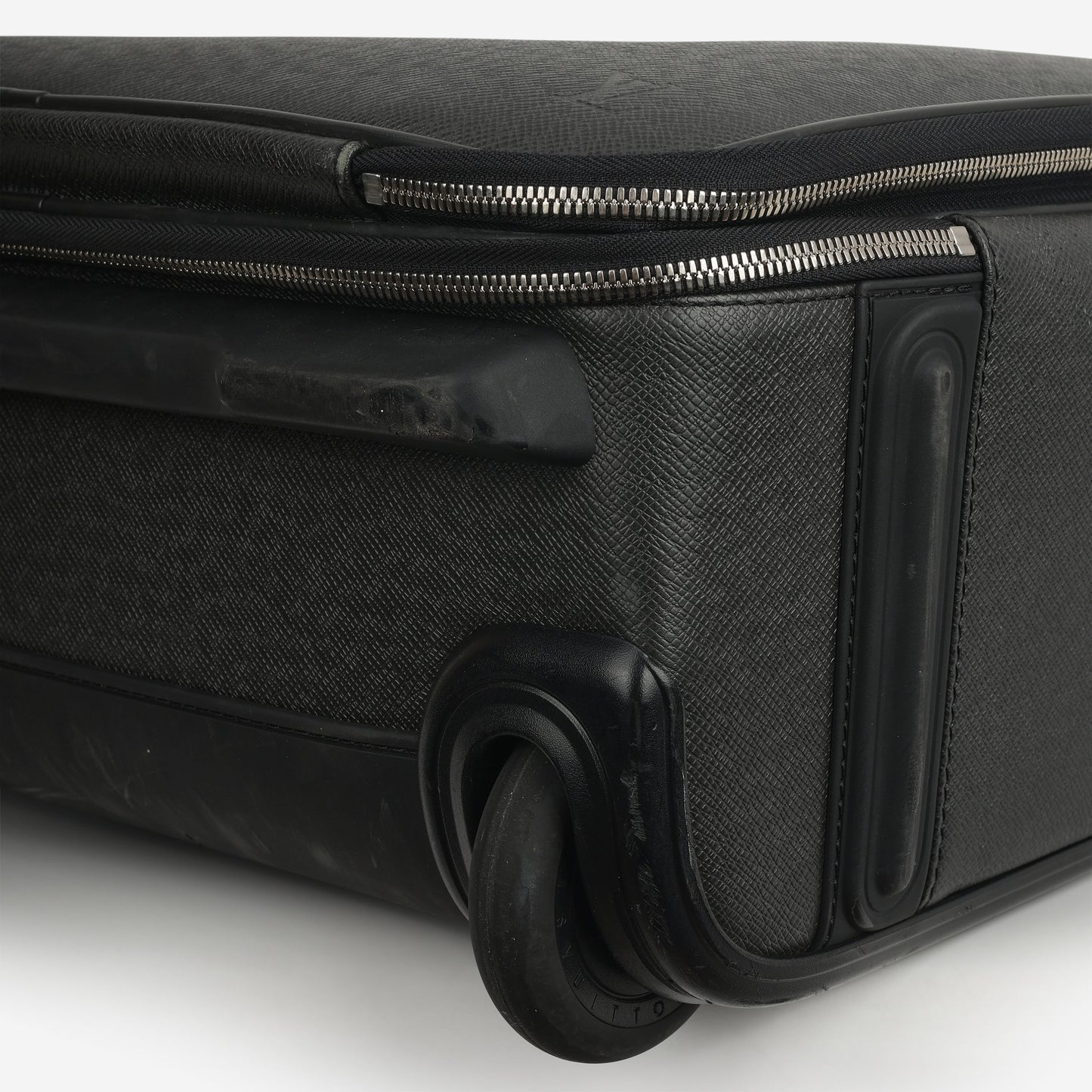 Louis Vuitton Pégase 55 Suitcase - Black Taiga Leather | Silver Hardware