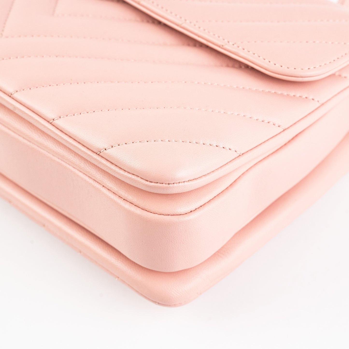 ITEM 16 - Chanel Chevron Trendy CC Small Pink