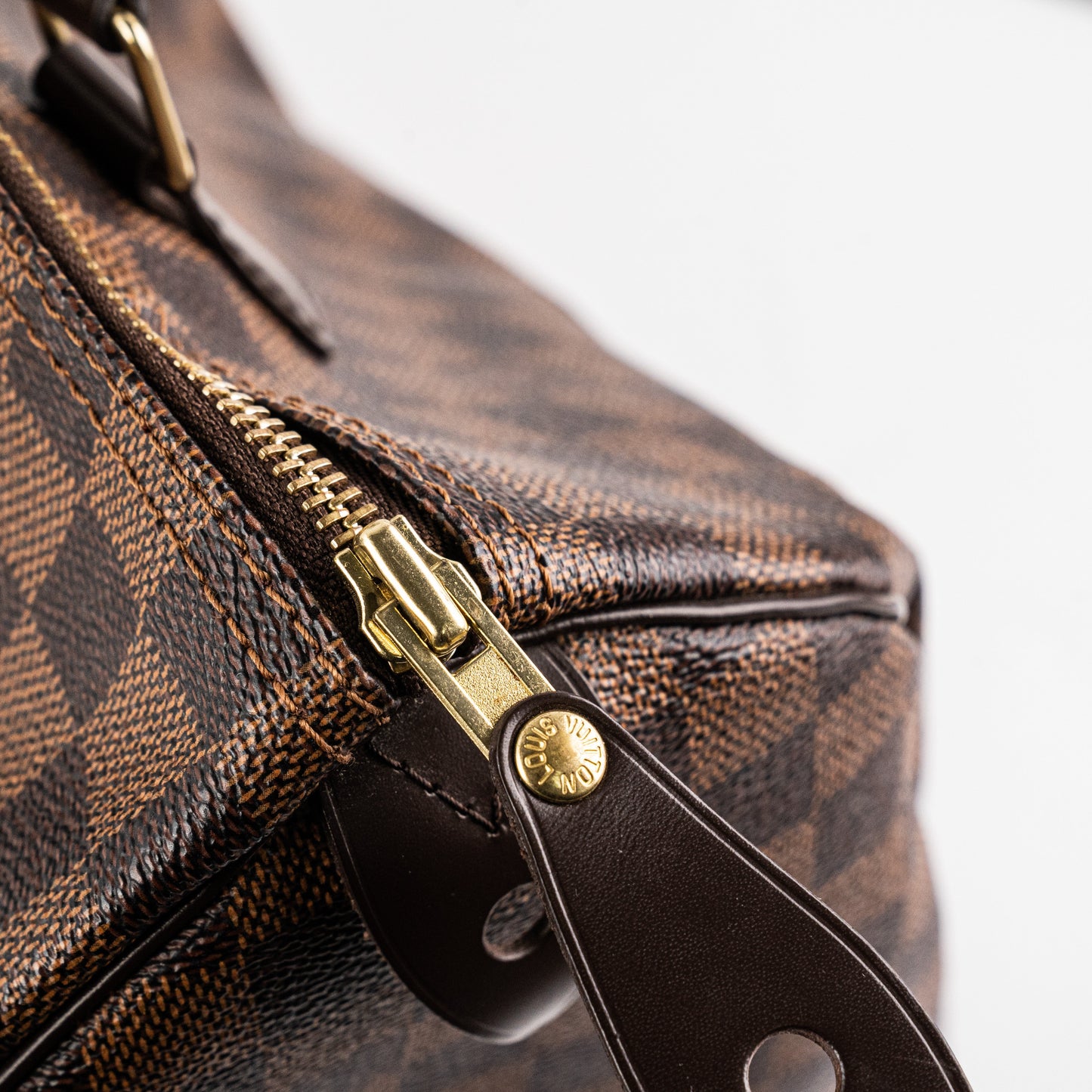 Louis Vuitton  30 Damier Ebene Bag