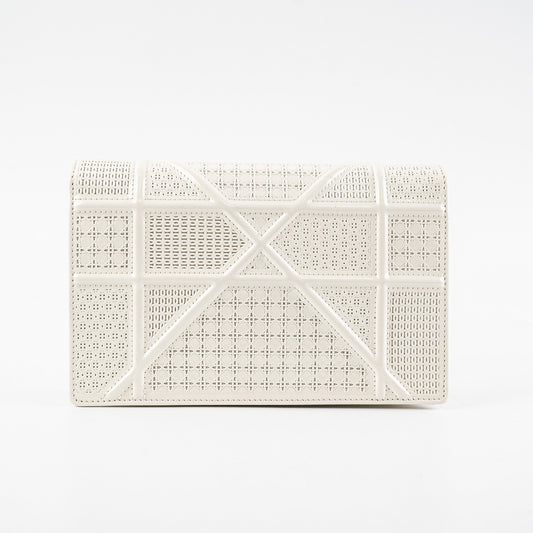Dior Diorama Patent Wallet On Chain Woc Ivory