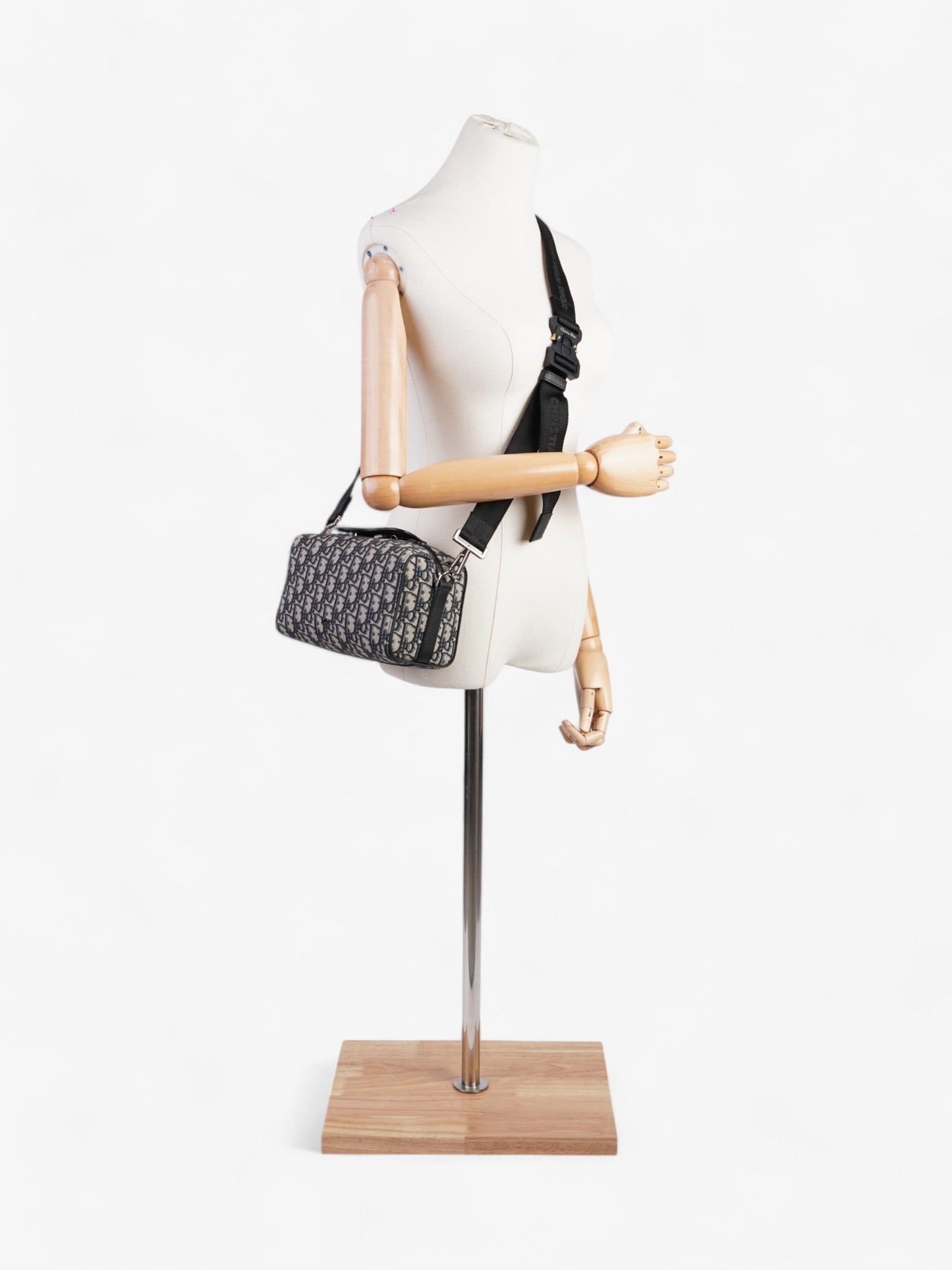 Christian Dior Lingot Duffle Black Oblique / Beige Canvas