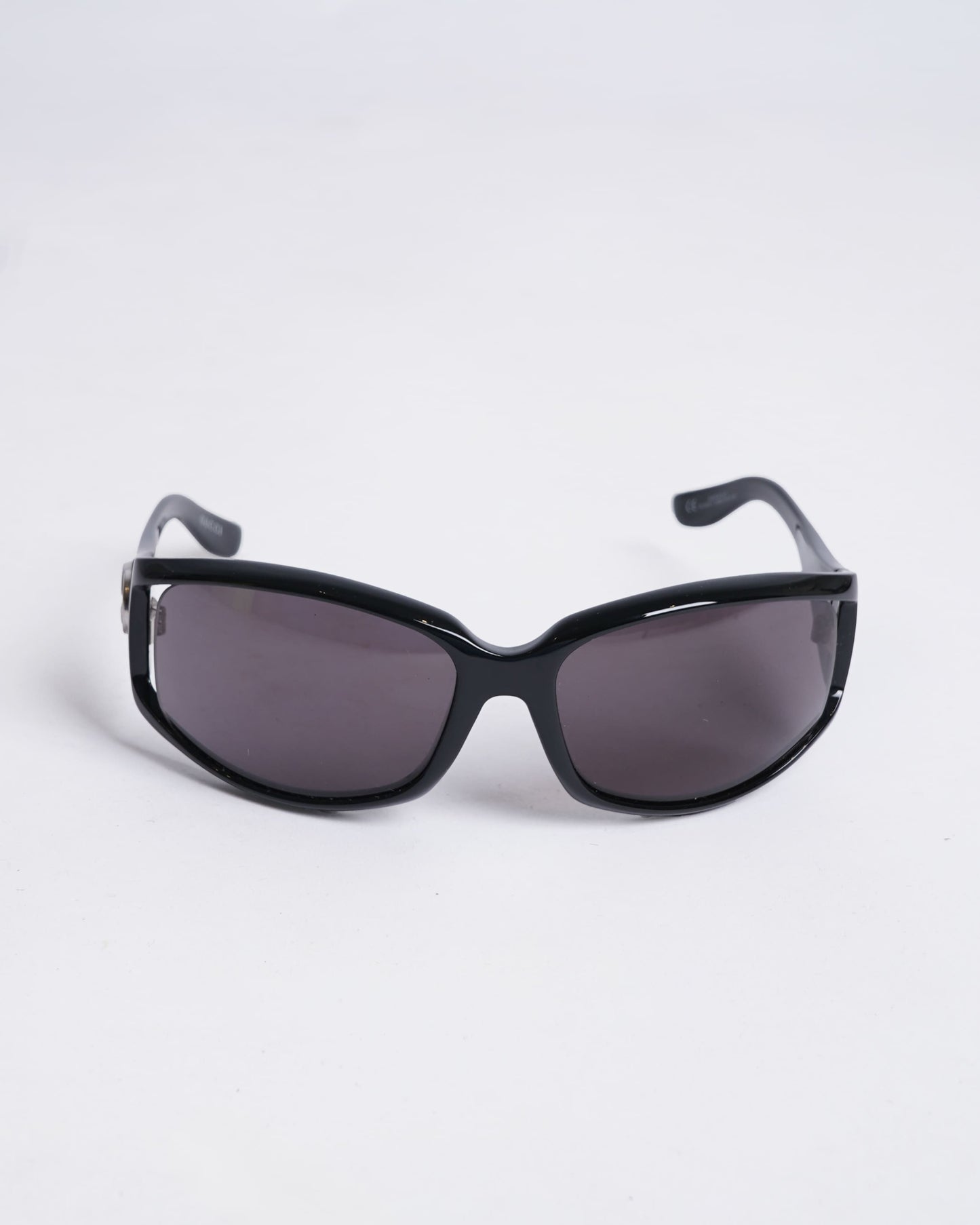 Gucci GG Women's Narrow Sunglasses In Black