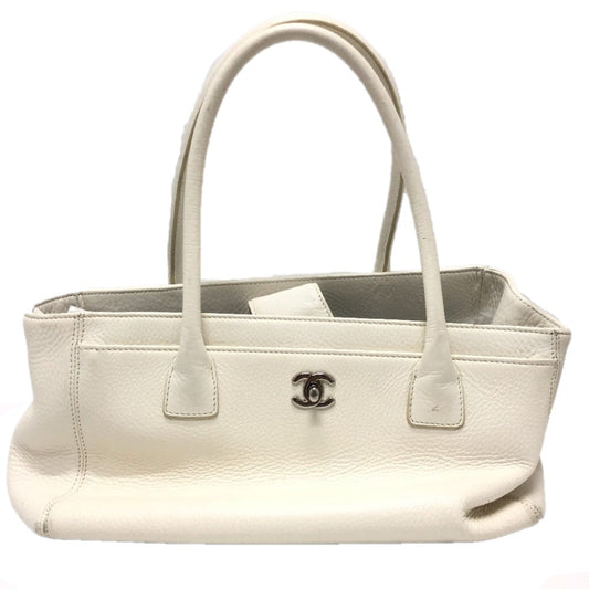 CHANEL Tote Bag A29293 leather white Executive Women